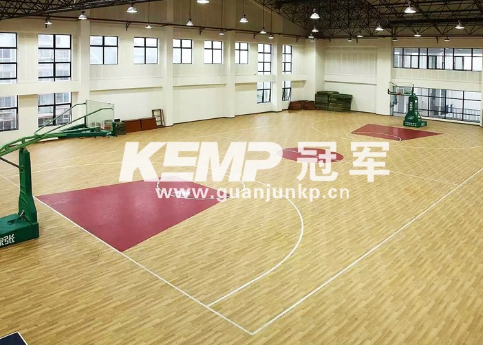 籃球運(yùn)動(dòng)木地板