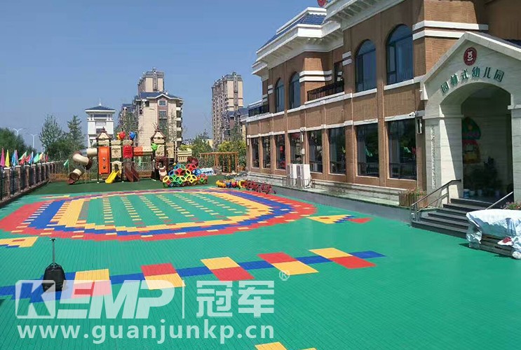 冠軍運(yùn)動(dòng)地板